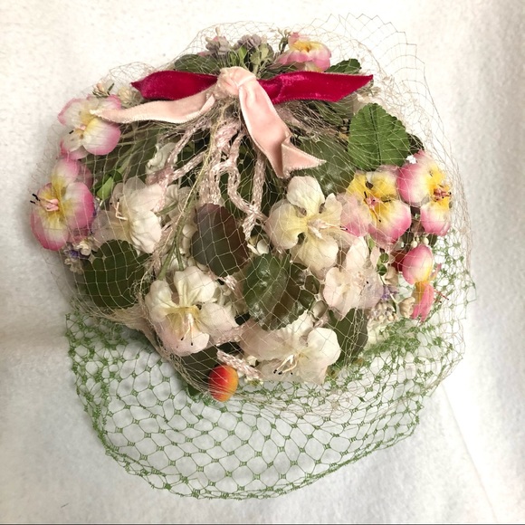 Vintage 1960’s Floral and Berry Veiled Hat main image 8